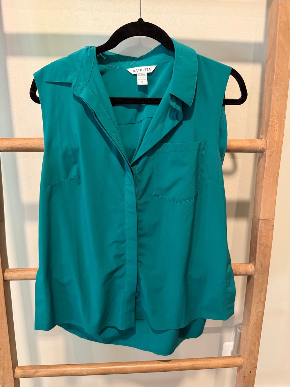Athleta Teal Sleeveless Button-Front Blouse